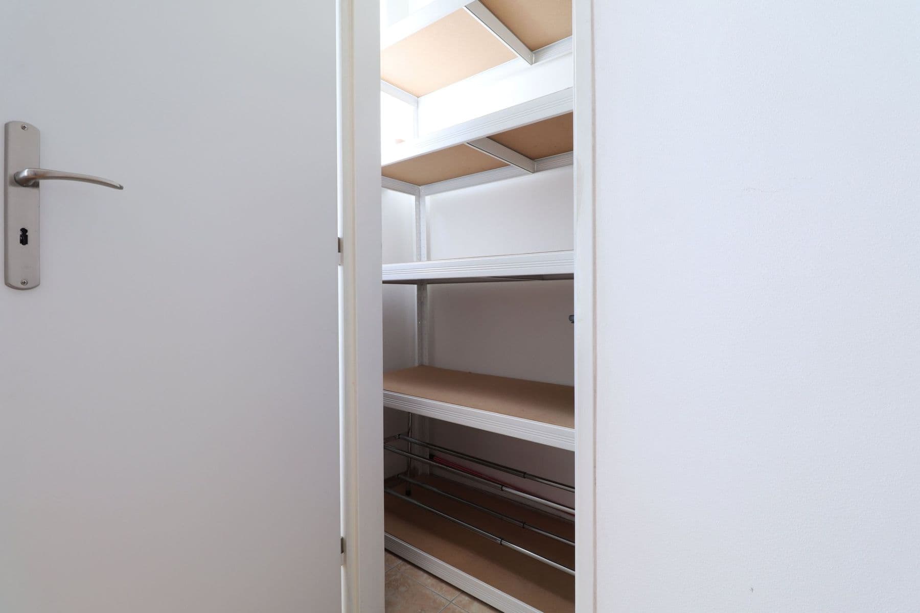 1 bedroom with open-plan kitchen flat to rent, 40 m², Buchovcova, Prague, Prague 1 bedroom with open-plan kitchen flat to rent, 40 m², Buchovcova, Prague, Prague