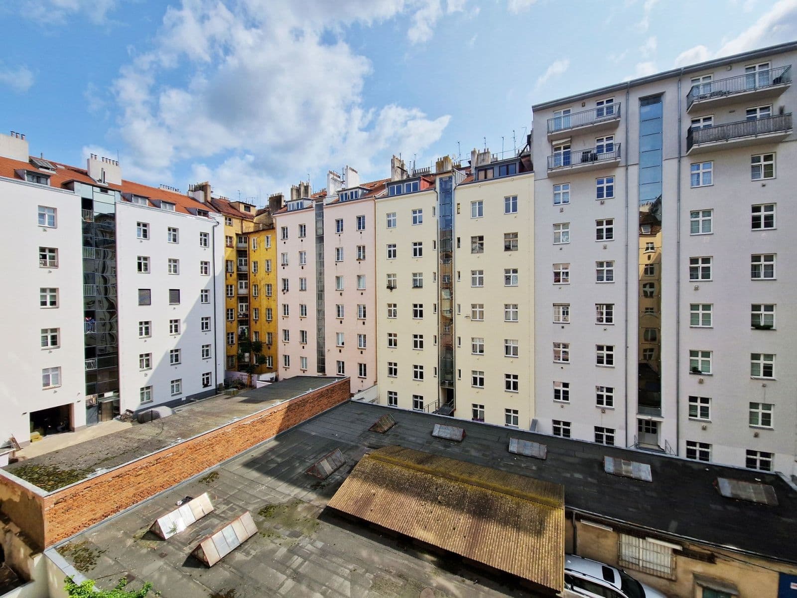 1 bedroom with open-plan kitchen flat to rent, 40 m², Buchovcova, Prague, Prague 1 bedroom with open-plan kitchen flat to rent, 40 m², Buchovcova, Prague, Prague