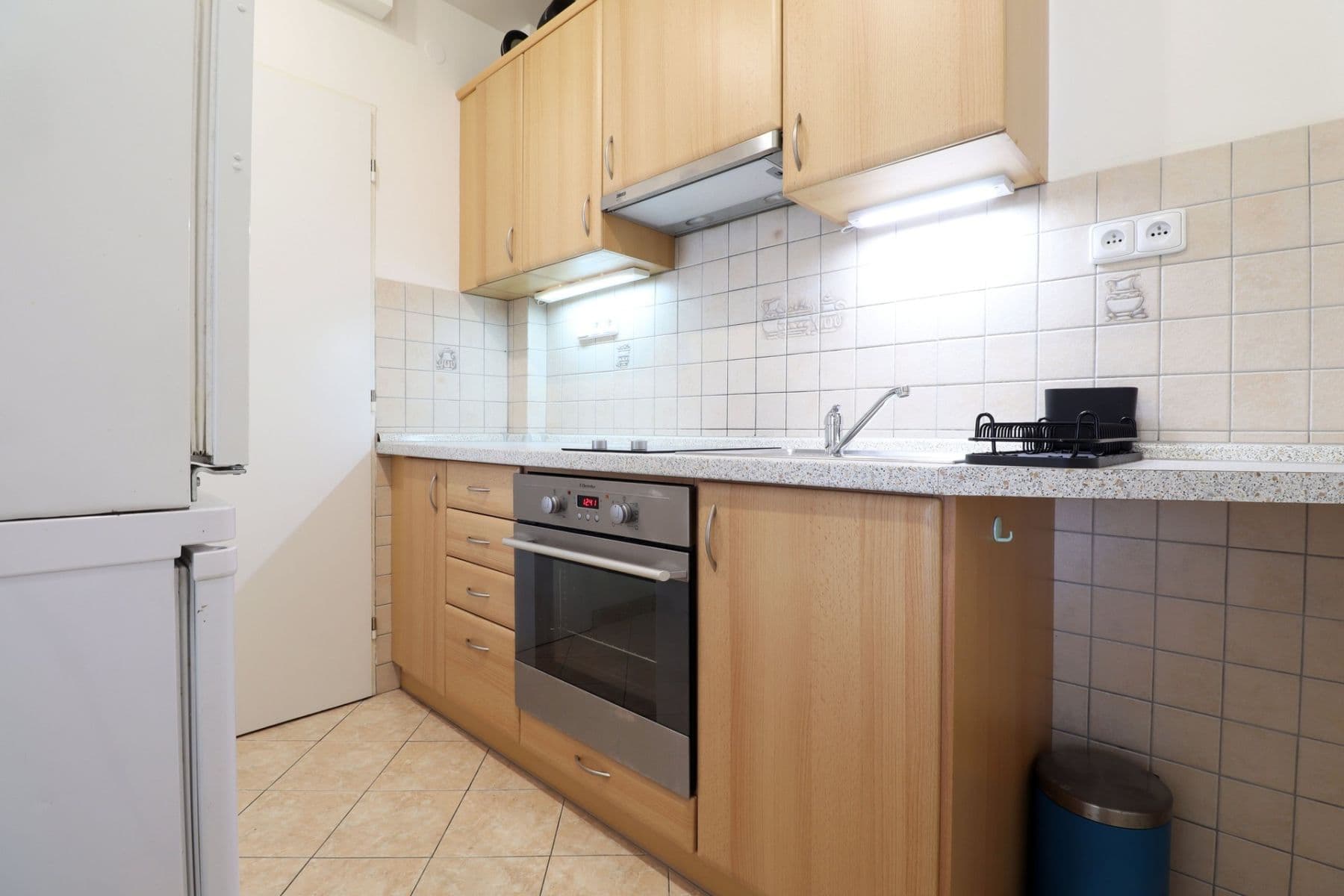 1 bedroom with open-plan kitchen flat to rent, 40 m², Buchovcova, Prague, Prague 1 bedroom with open-plan kitchen flat to rent, 40 m², Buchovcova, Prague, Prague