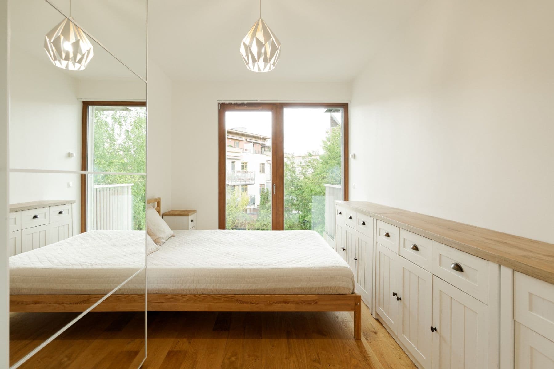 2 bedroom with open-plan kitchen flat to rent, 83 m², Naskové, Prague, Prague 2 bedroom with open-plan kitchen flat to rent, 83 m², Naskové, Prague, Prague