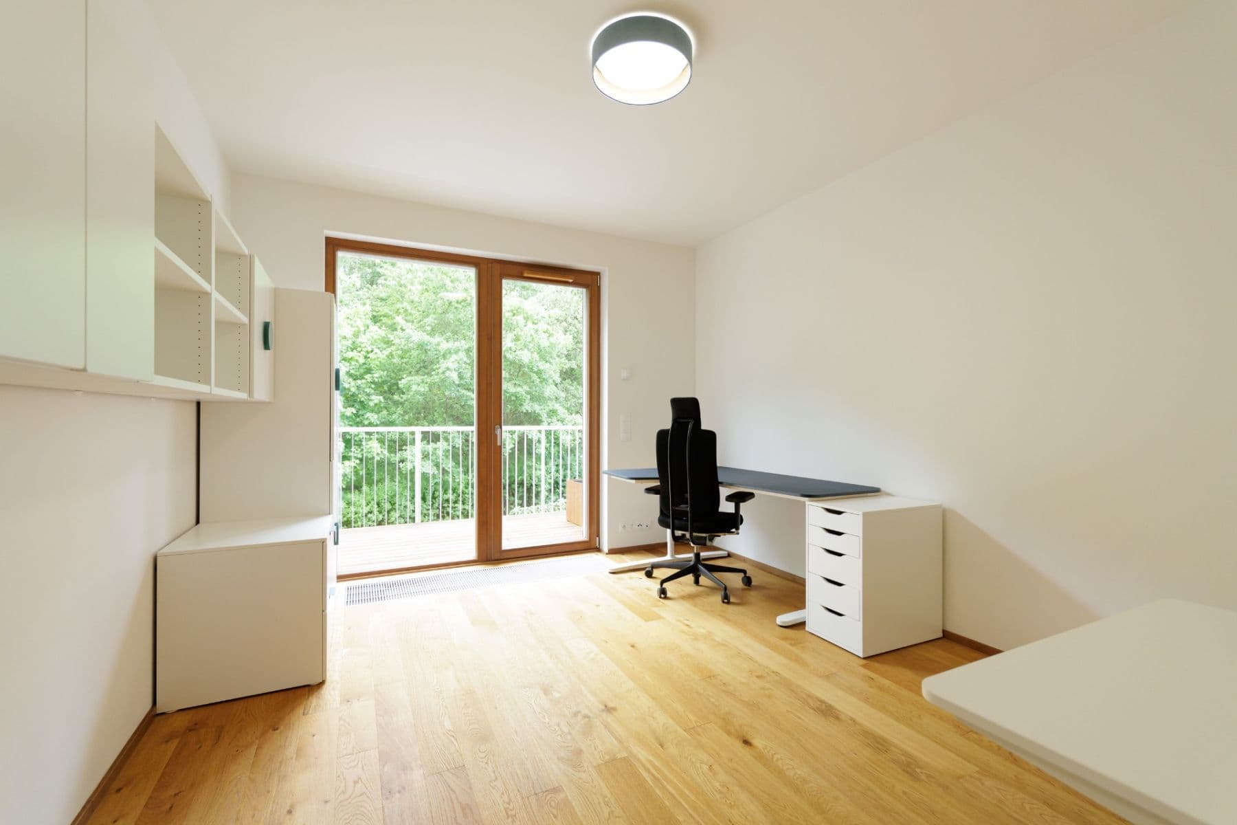 2 bedroom with open-plan kitchen flat to rent, 83 m², Naskové, Prague, Prague 2 bedroom with open-plan kitchen flat to rent, 83 m², Naskové, Prague, Prague