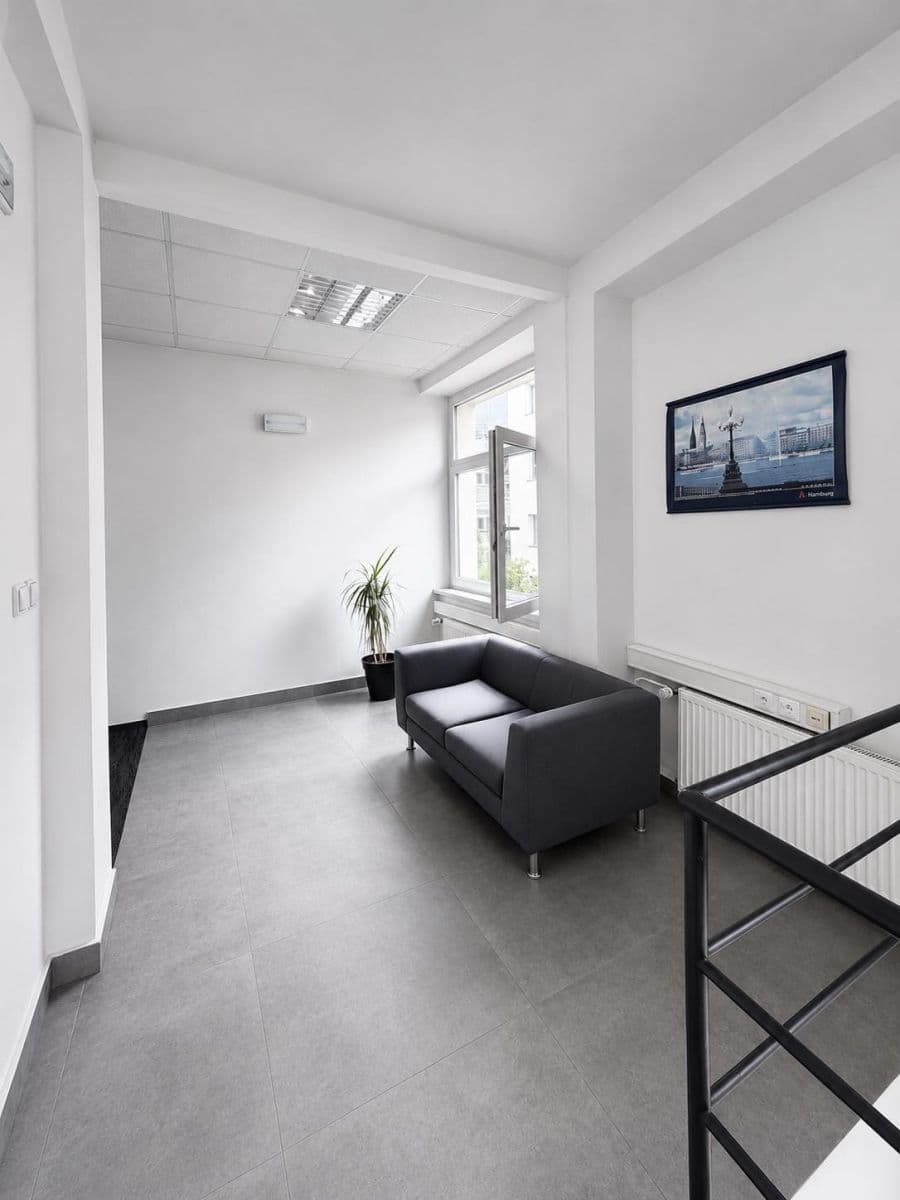 office to rent, 20 m², Křižíkova, Prague, Prague office to rent, 20 m², Křižíkova, Prague, Prague