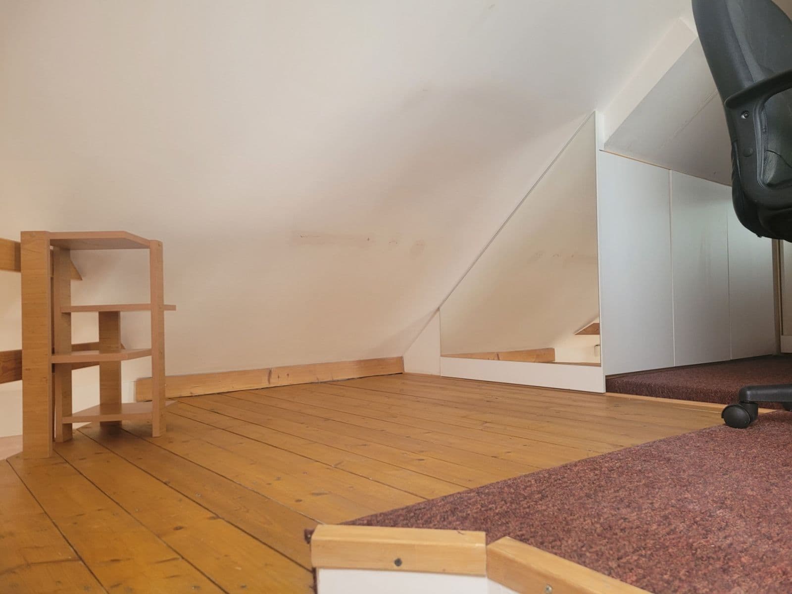 1 bedroom with open-plan kitchen flat to rent, 65 m², Albertova, Hradec Králové, Královéhradecký Region 1 bedroom with open-plan kitchen flat to rent, 65 m², Albertova, Hradec Králové, Královéhradecký Region