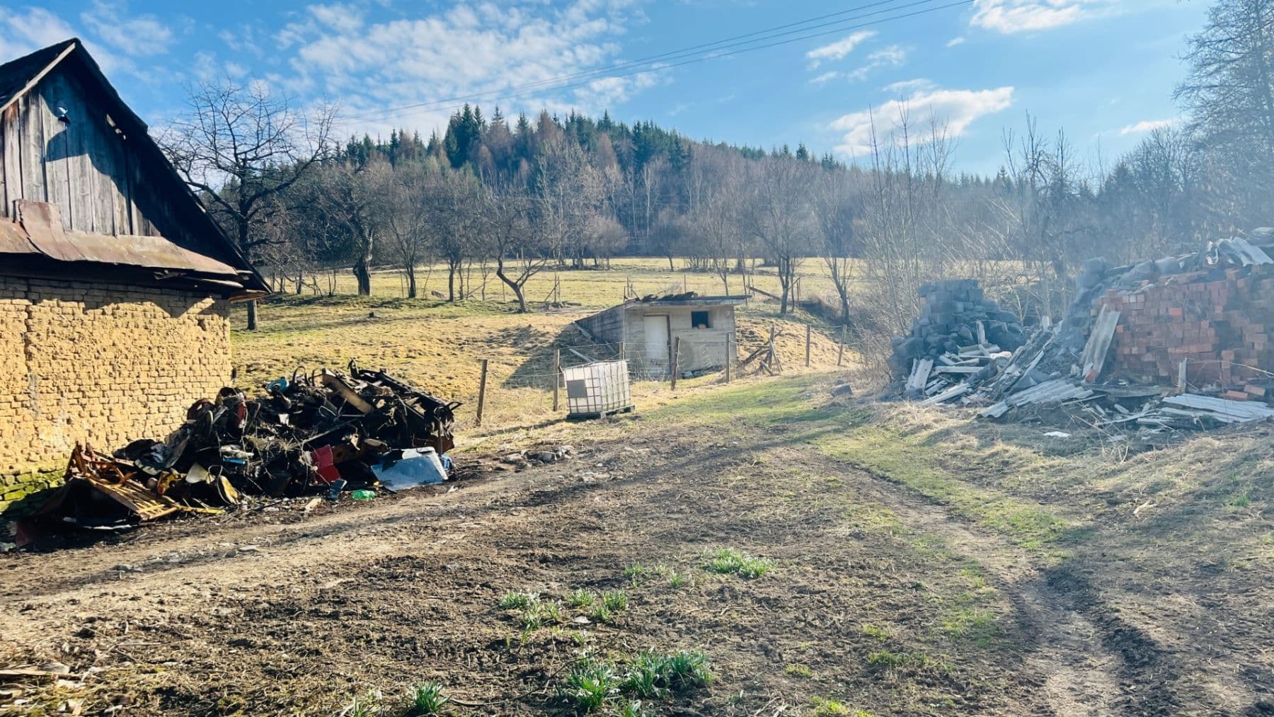 plot for sale, 2,424 m², Zubák, Trenčiansky Region plot for sale, 2,424 m², Zubák, Trenčiansky Region