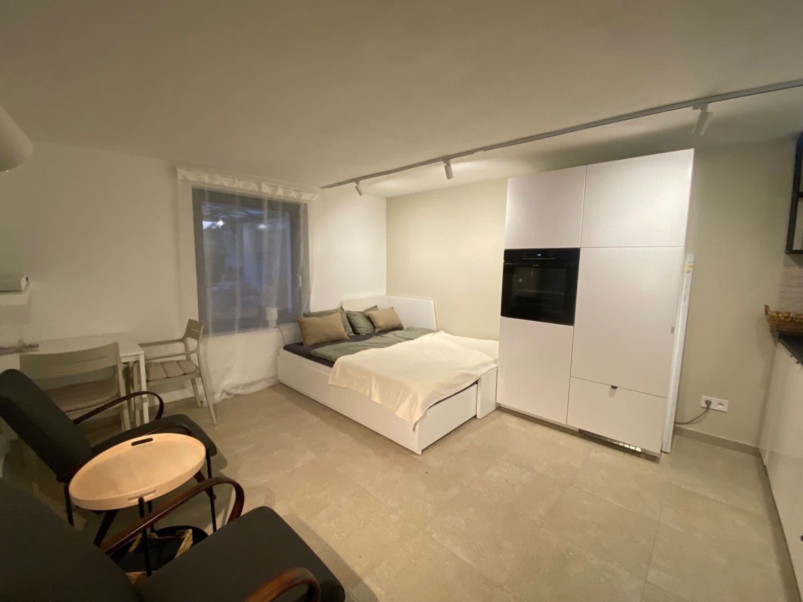 Studio flat to rent, 25 m², Československé armády, Slavkov u Brna, Jihomoravský Region Studio flat to rent, 25 m², Československé armády, Slavkov u Brna, Jihomoravský Region