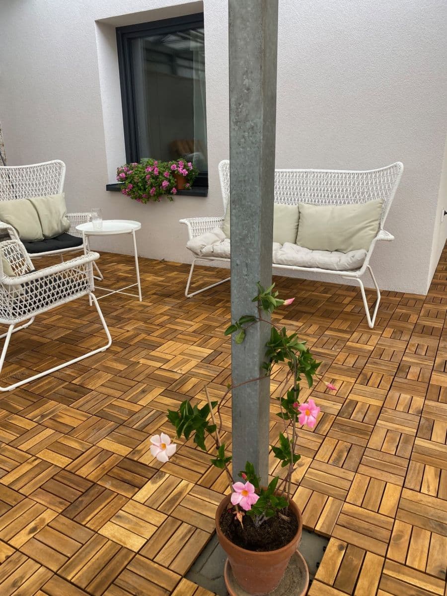 Studio flat to rent, 25 m², Československé armády, Slavkov u Brna, Jihomoravský Region Studio flat to rent, 25 m², Československé armády, Slavkov u Brna, Jihomoravský Region