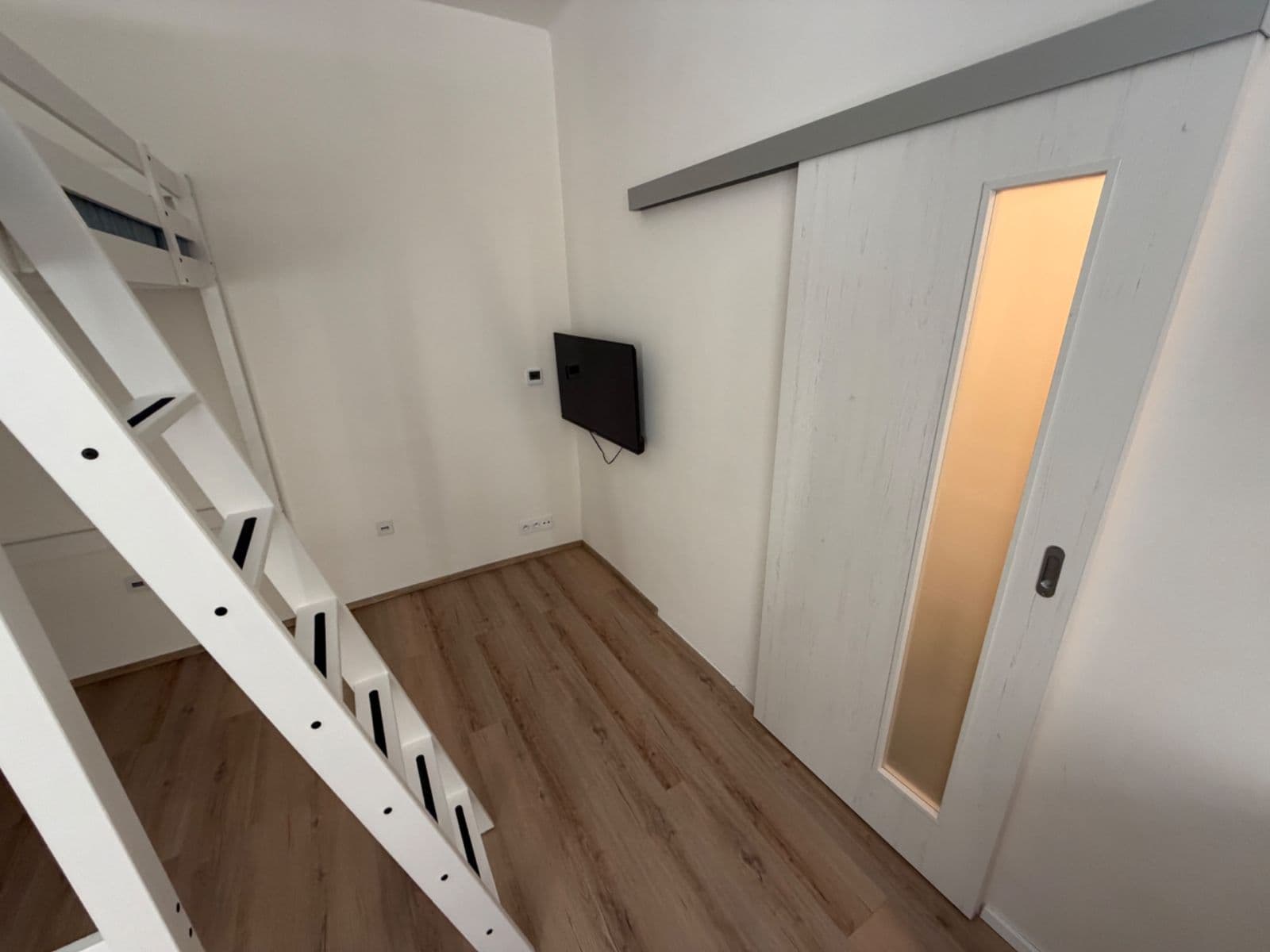 Studio flat to rent, 25 m², Košická, Prague, Prague Studio flat to rent, 25 m², Košická, Prague, Prague