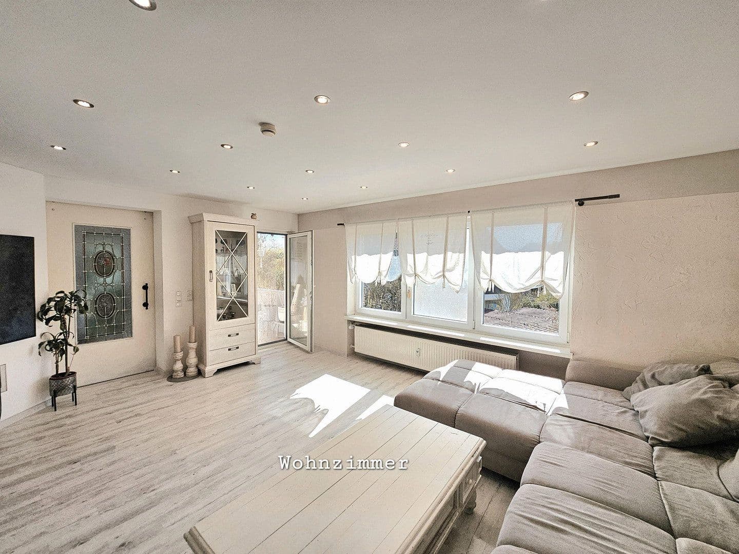 2 bedroom with open-plan kitchen flat for sale, 100 m², Zeitlarn, Bavaria 2 bedroom with open-plan kitchen flat for sale, 100 m², Zeitlarn, Bavaria