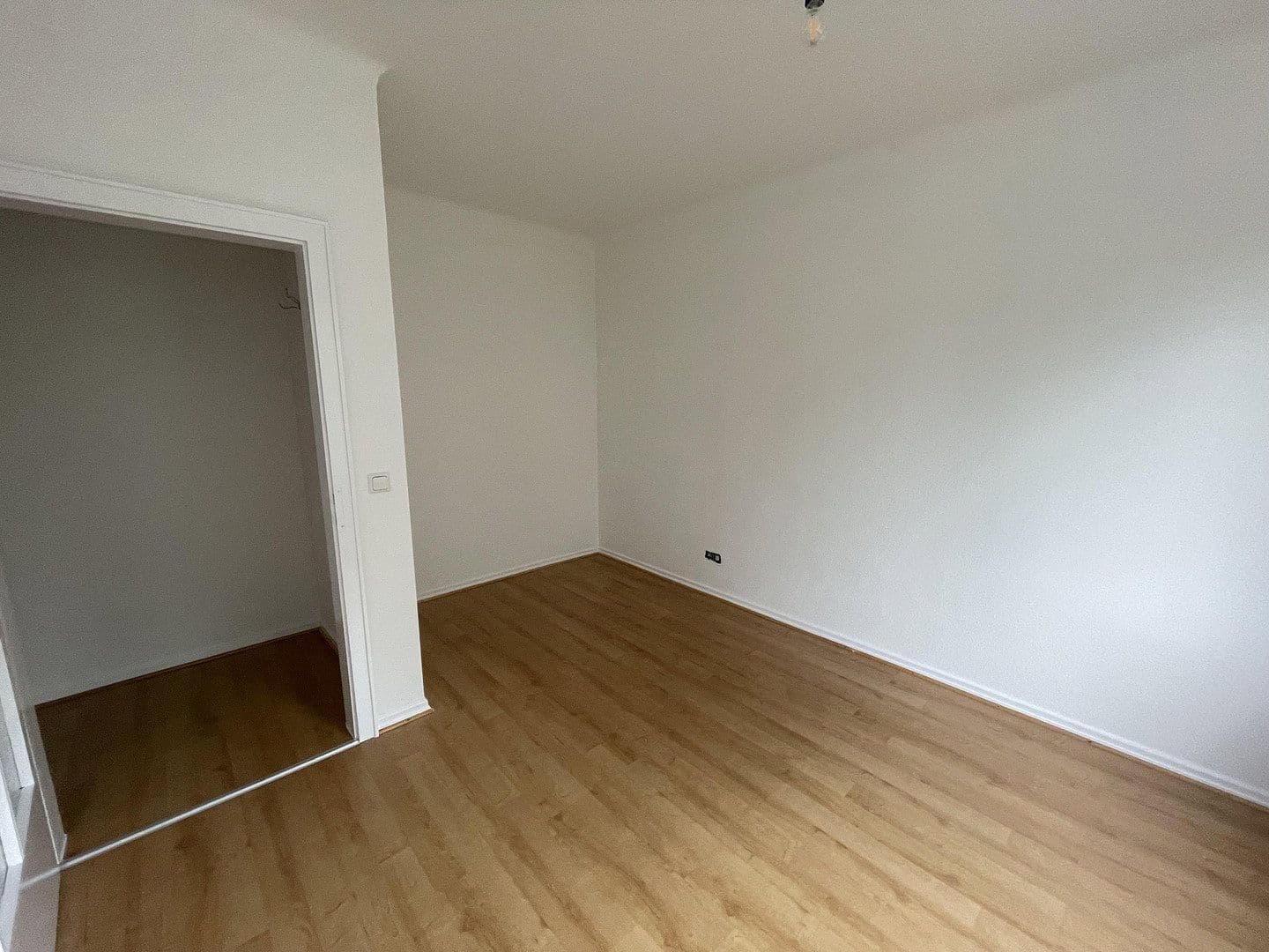 6 bedroom flat for sale, 103 m², Lerchesflurweg 39, Saarbrücken, Saarland 6 bedroom flat for sale, 103 m², Lerchesflurweg 39, Saarbrücken, Saarland
