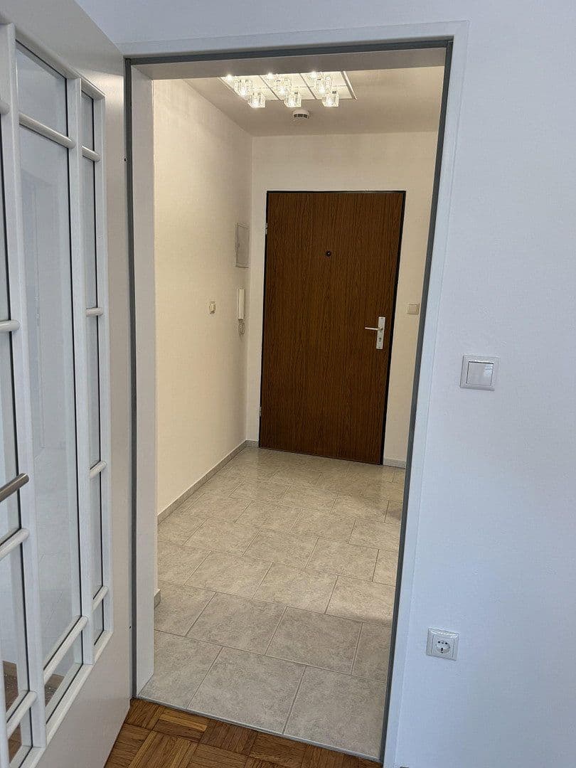 1 bedroom flat to rent, 34 m², Lohgrabenstr. 1A, Regensburg, Bavaria 1 bedroom flat to rent, 34 m², Lohgrabenstr. 1A, Regensburg, Bavaria