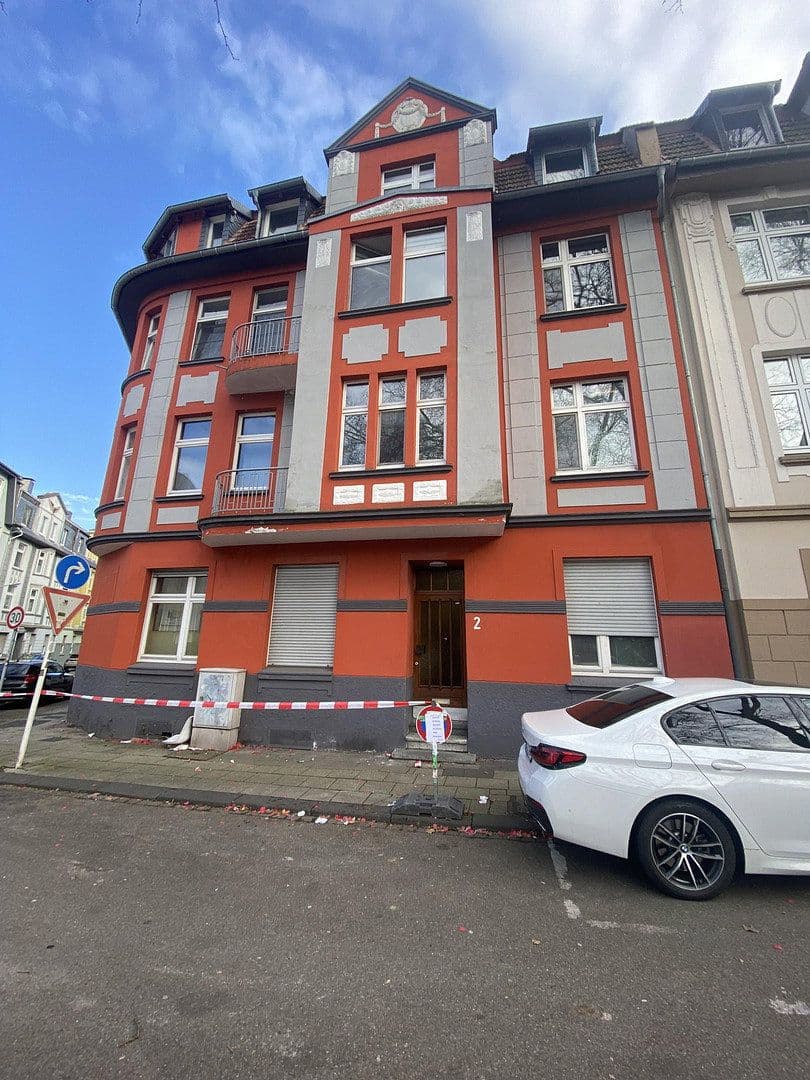2 bedroom with open-plan kitchen flat for sale, 99 m², Essen, North Rhine-Westphalia 2 bedroom with open-plan kitchen flat for sale, 99 m², Essen, North Rhine-Westphalia