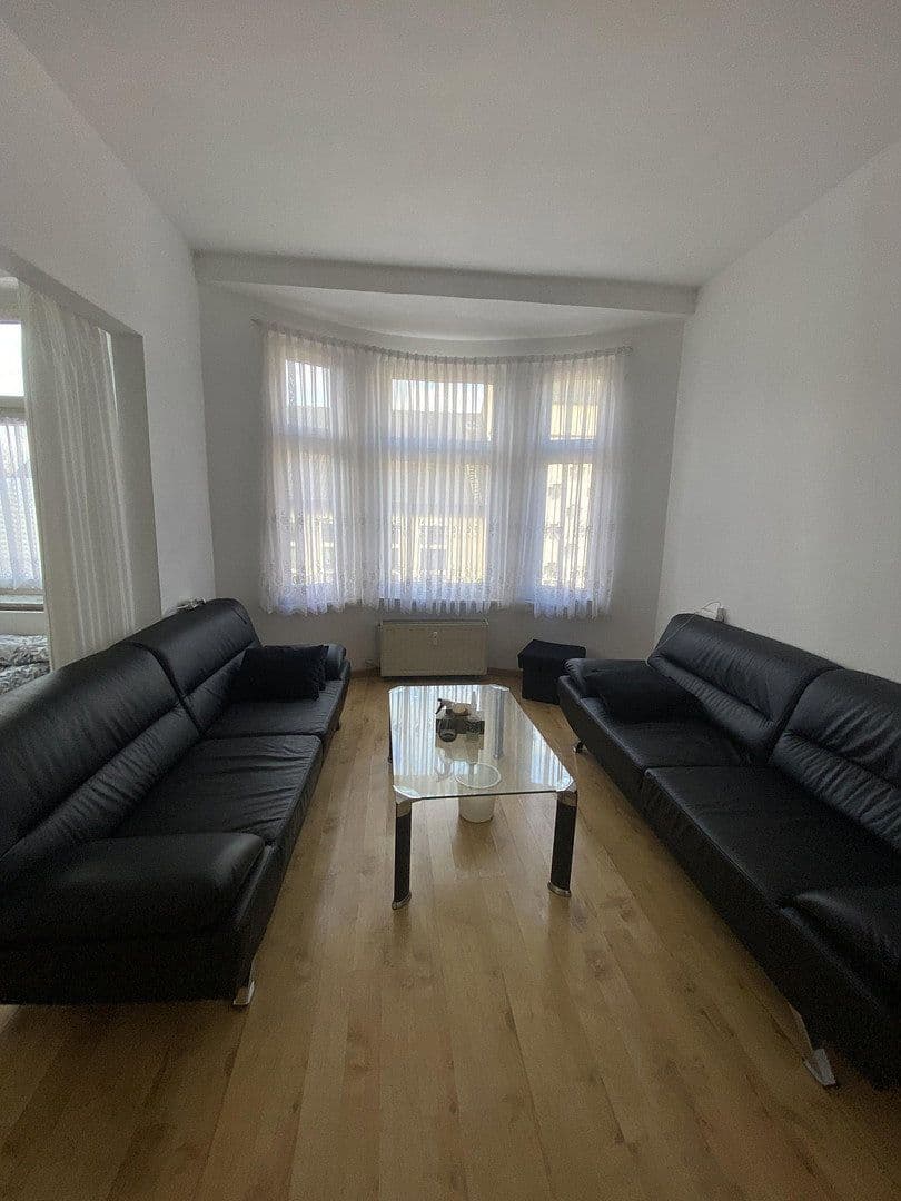 2 bedroom with open-plan kitchen flat for sale, 99 m², Essen, North Rhine-Westphalia 2 bedroom with open-plan kitchen flat for sale, 99 m², Essen, North Rhine-Westphalia