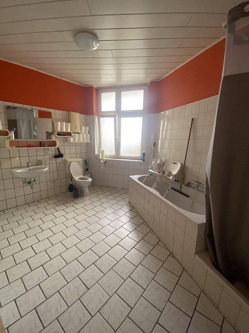 2 bedroom with open-plan kitchen flat for sale, 99 m², Essen, North Rhine-Westphalia 2 bedroom with open-plan kitchen flat for sale, 99 m², Essen, North Rhine-Westphalia