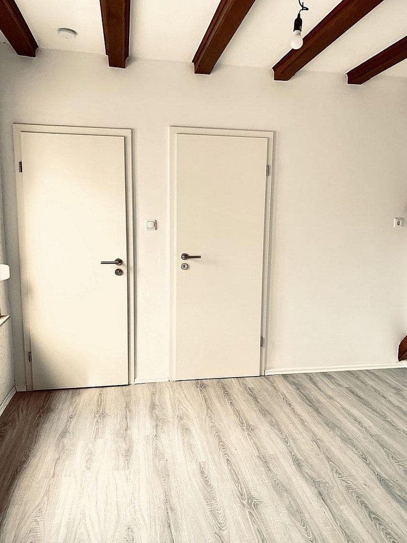 house to rent, 216 m², Wallertheim, Rhineland-Palatinate house to rent, 216 m², Wallertheim, Rhineland-Palatinate