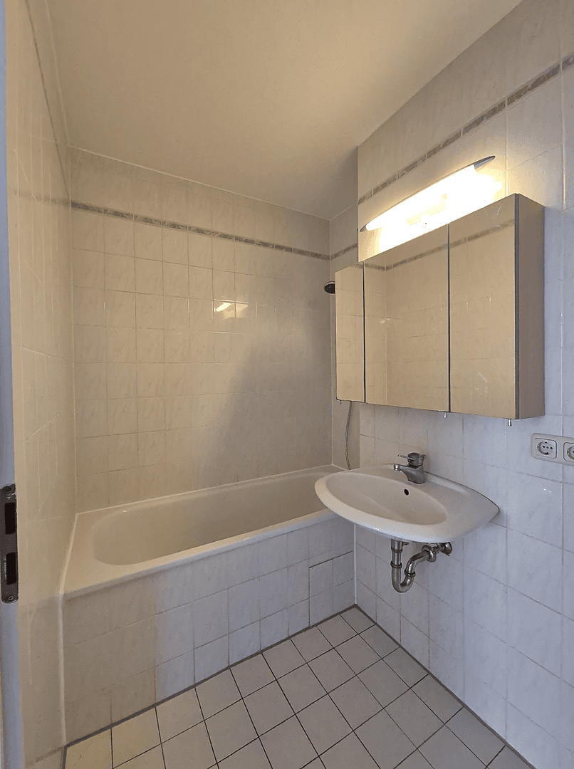 3 bedroom flat for sale, 72 m², Adejeweg, Unterhaching, Bavaria 3 bedroom flat for sale, 72 m², Adejeweg, Unterhaching, Bavaria
