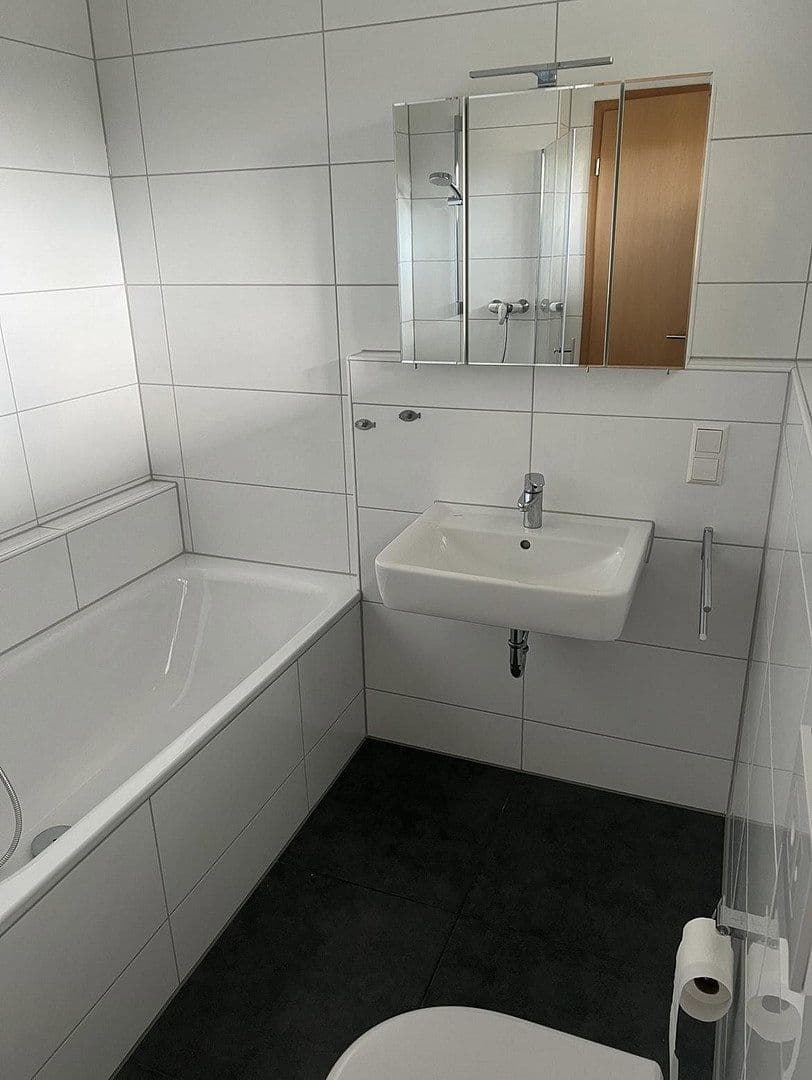 1 bedroom with open-plan kitchen flat for sale, 95 m², Bergisch Gladbach, North Rhine-Westphalia 1 bedroom with open-plan kitchen flat for sale, 95 m², Bergisch Gladbach, North Rhine-Westphalia