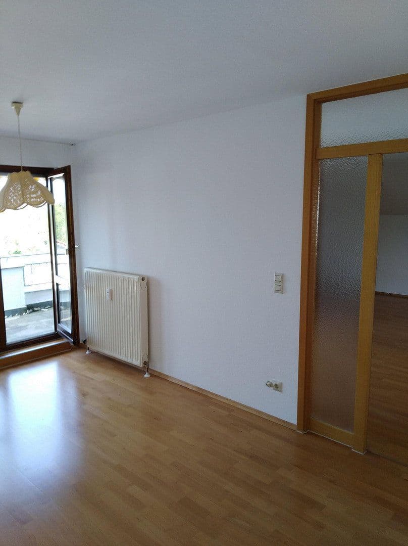 2 bedroom with open-plan kitchen flat to rent, 95 m², Bad Boll, Baden-Württemberg 2 bedroom with open-plan kitchen flat to rent, 95 m², Bad Boll, Baden-Württemberg