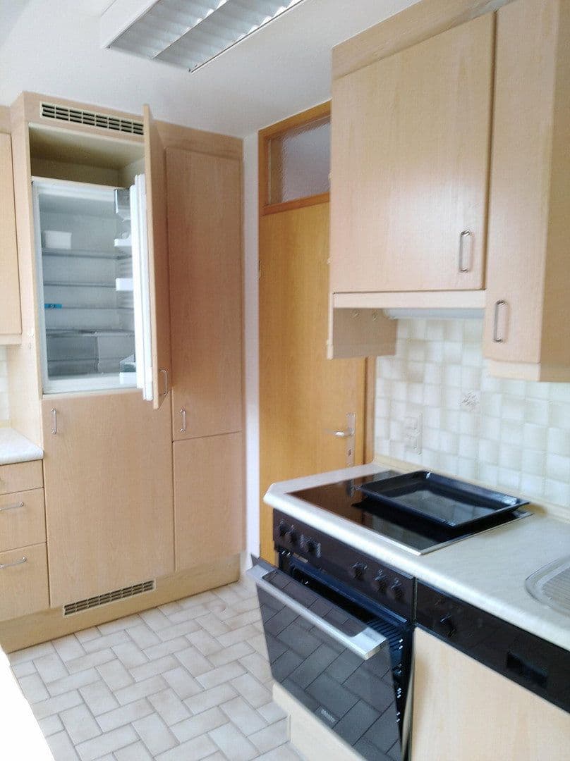 2 bedroom with open-plan kitchen flat to rent, 95 m², Bad Boll, Baden-Württemberg 2 bedroom with open-plan kitchen flat to rent, 95 m², Bad Boll, Baden-Württemberg