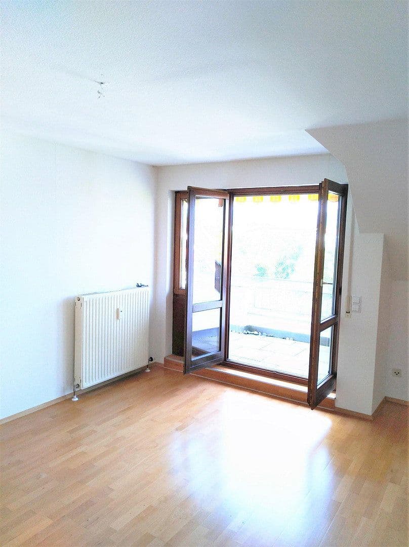 2 bedroom with open-plan kitchen flat to rent, 95 m², Bad Boll, Baden-Württemberg 2 bedroom with open-plan kitchen flat to rent, 95 m², Bad Boll, Baden-Württemberg