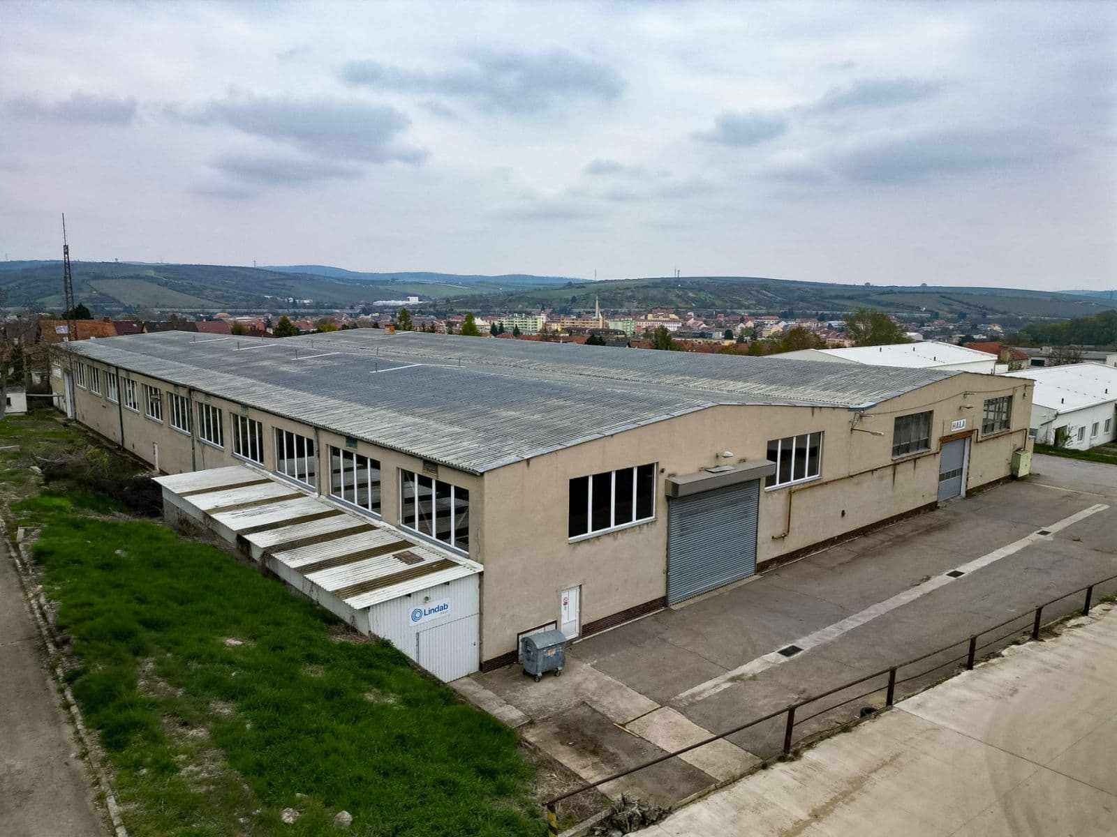 non-residential property to rent, 3,776 m², Nádražní, Hustopeče, Jihomoravský Region non-residential property to rent, 3,776 m², Nádražní, Hustopeče, Jihomoravský Region