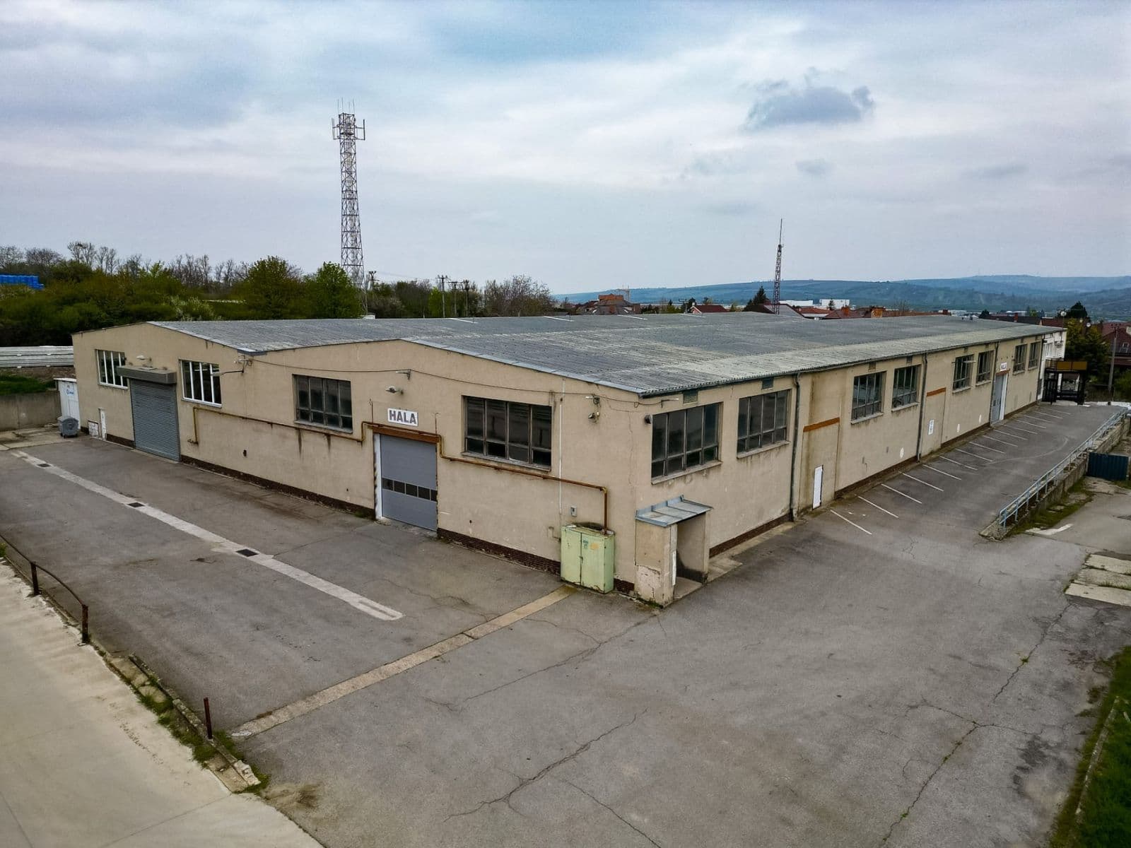 non-residential property to rent, 3,776 m², Nádražní, Hustopeče, Jihomoravský Region non-residential property to rent, 3,776 m², Nádražní, Hustopeče, Jihomoravský Region