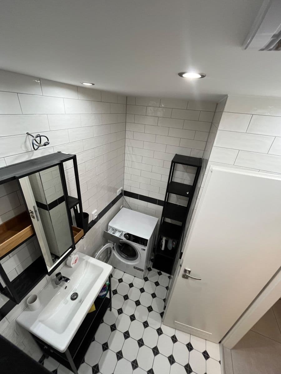 3 bedroom flat to rent, 69 m², Gabinova, Prague, Prague 3 bedroom flat to rent, 69 m², Gabinova, Prague, Prague