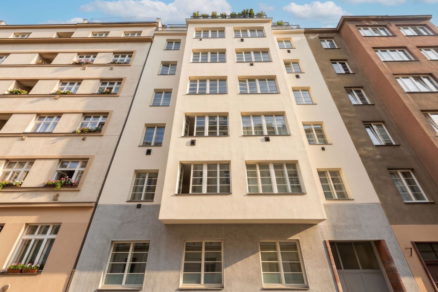 1 bedroom with open-plan kitchen flat for sale, 51 m², Slezská, Prague, Prague 1 bedroom with open-plan kitchen flat for sale, 51 m², Slezská, Prague, Prague