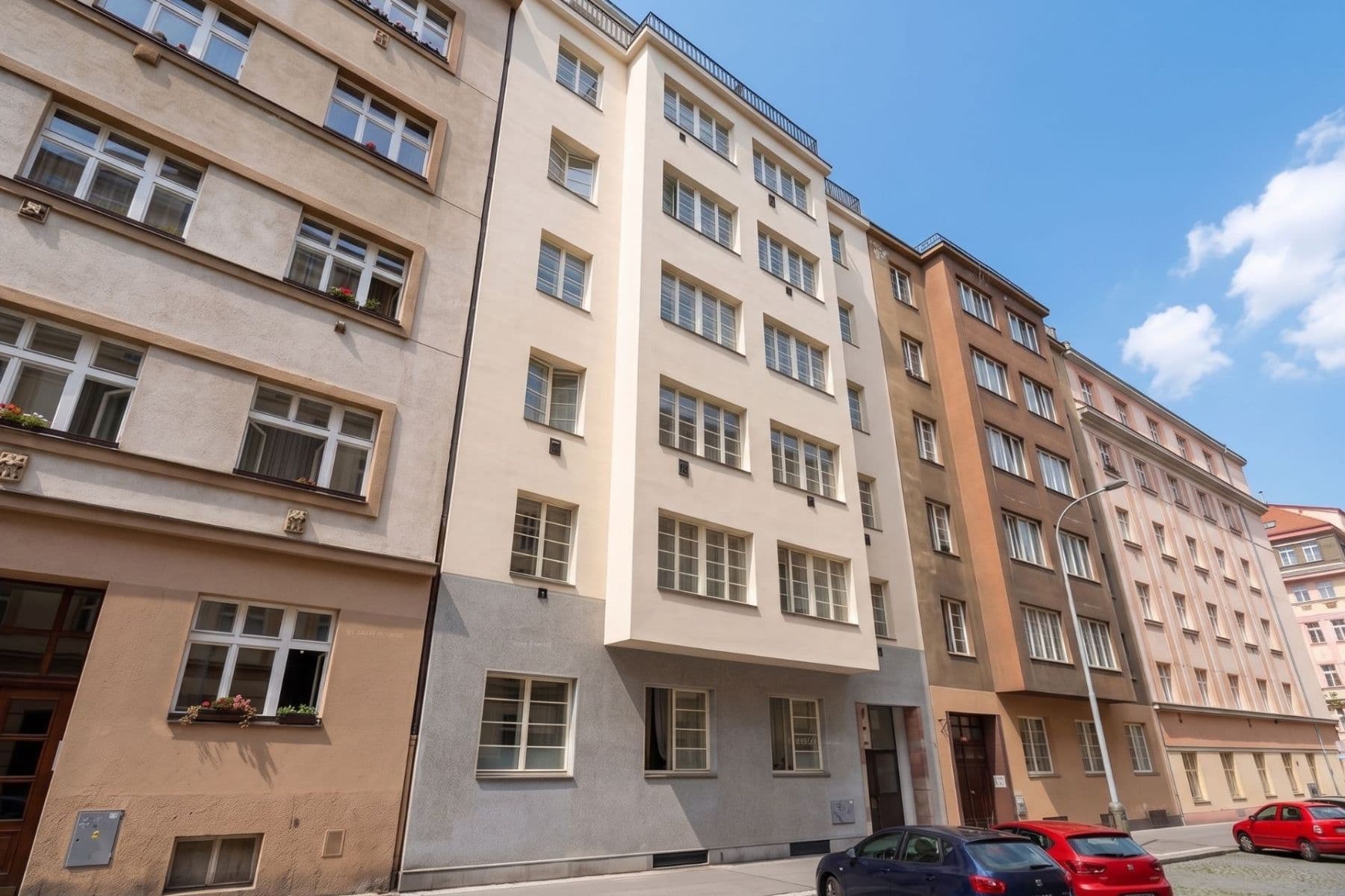1 bedroom with open-plan kitchen flat for sale, 51 m², Slezská, Prague, Prague 1 bedroom with open-plan kitchen flat for sale, 51 m², Slezská, Prague, Prague