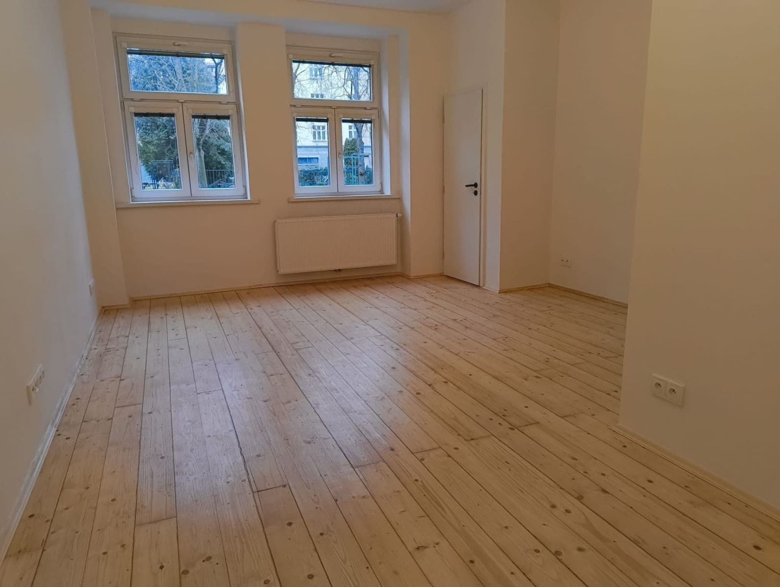 1 bedroom with open-plan kitchen flat to rent, 52 m², Jugoslávských partyzánů, Prague, Prague 1 bedroom with open-plan kitchen flat to rent, 52 m², Jugoslávských partyzánů, Prague, Prague
