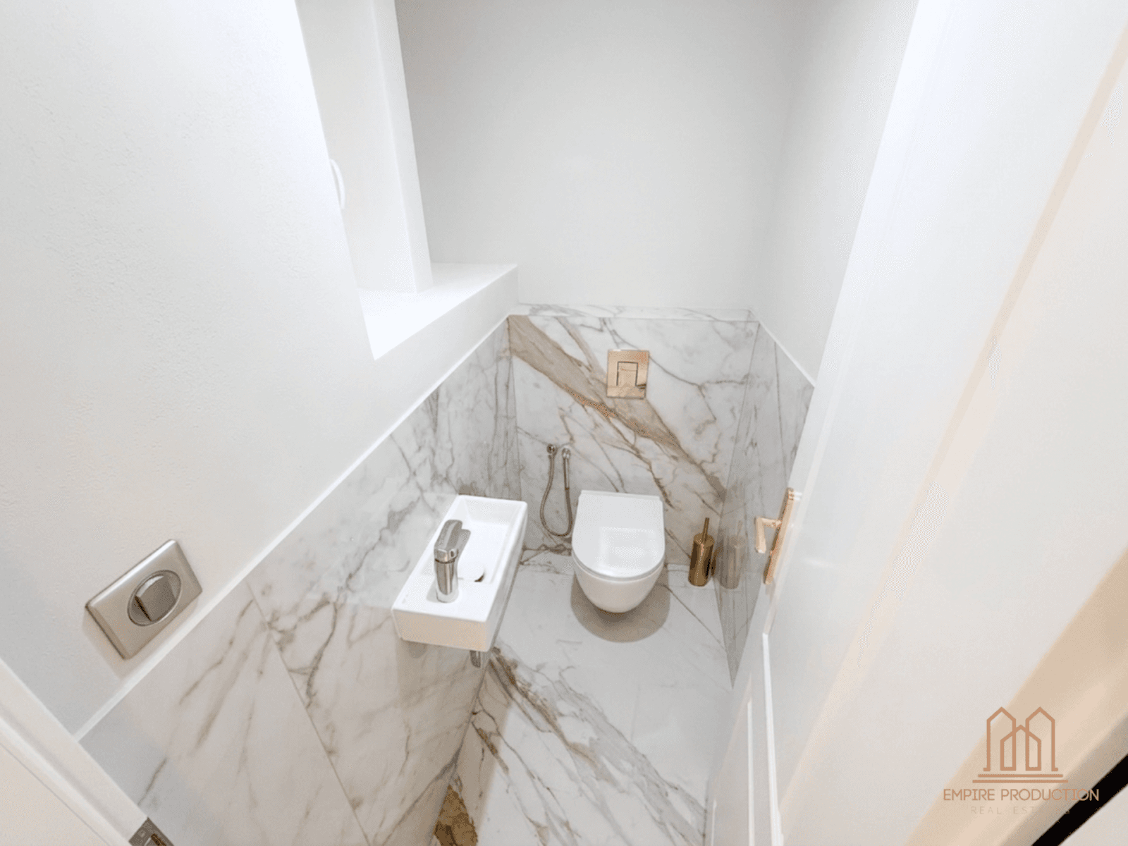 1 bedroom with open-plan kitchen flat for sale, 56 m², Tolstého, Prague, Prague 1 bedroom with open-plan kitchen flat for sale, 56 m², Tolstého, Prague, Prague