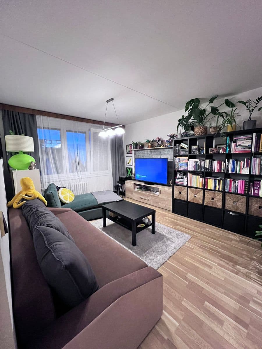 1 bedroom with open-plan kitchen flat to rent, 48 m², Oblá, Brno, Jihomoravský Region 1 bedroom with open-plan kitchen flat to rent, 48 m², Oblá, Brno, Jihomoravský Region