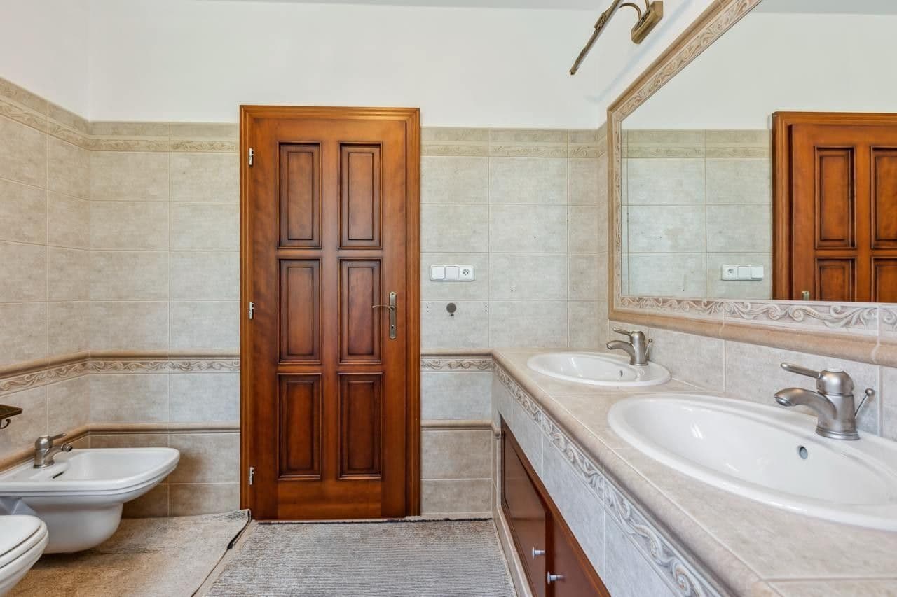 4 bedroom flat for sale, 130 m², Nebozízek, Karlovy Vary, Karlovarský Region 4 bedroom flat for sale, 130 m², Nebozízek, Karlovy Vary, Karlovarský Region