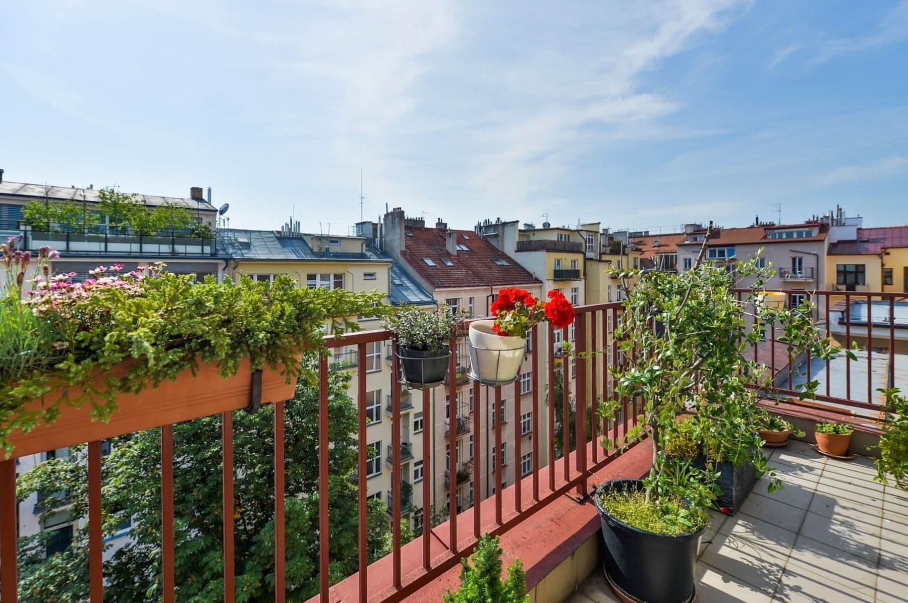 3 bedroom with open-plan kitchen flat to rent, 165 m², Jilemnického, Prague, Prague 3 bedroom with open-plan kitchen flat to rent, 165 m², Jilemnického, Prague, Prague