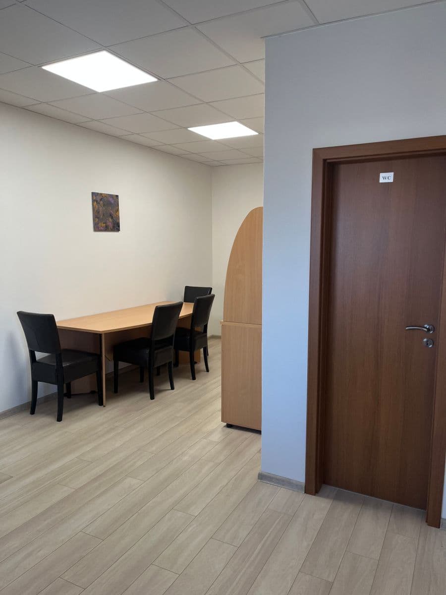 office for sale, 690 m², Nádražná, Šaľa, Nitriansky Region office for sale, 690 m², Nádražná, Šaľa, Nitriansky Region