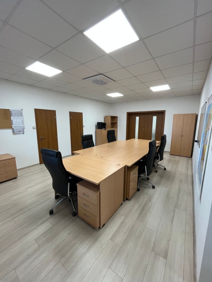 office for sale, 690 m², Nádražná, Šaľa, Nitriansky Region office for sale, 690 m², Nádražná, Šaľa, Nitriansky Region