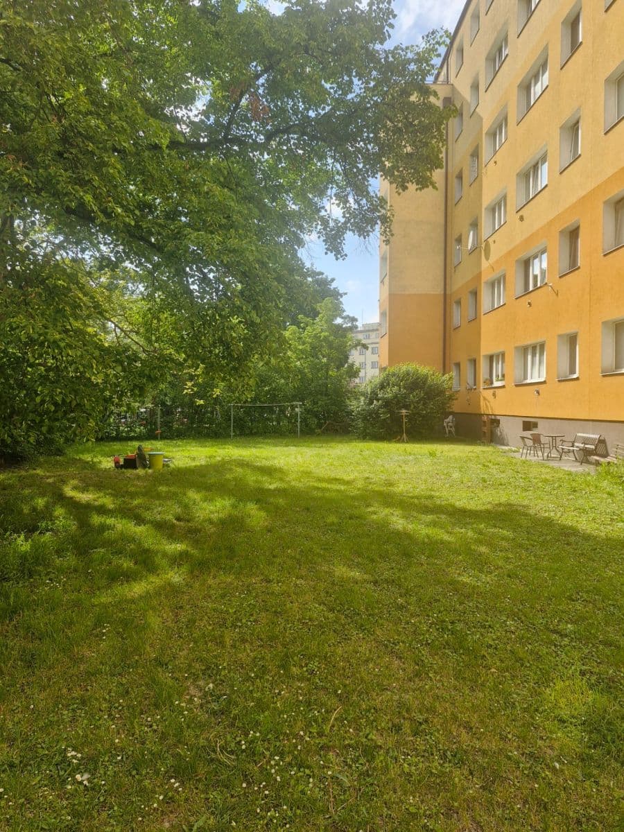 1 bedroom with open-plan kitchen flat for sale, 43 m², Kolbenova, Prague, Prague 1 bedroom with open-plan kitchen flat for sale, 43 m², Kolbenova, Prague, Prague