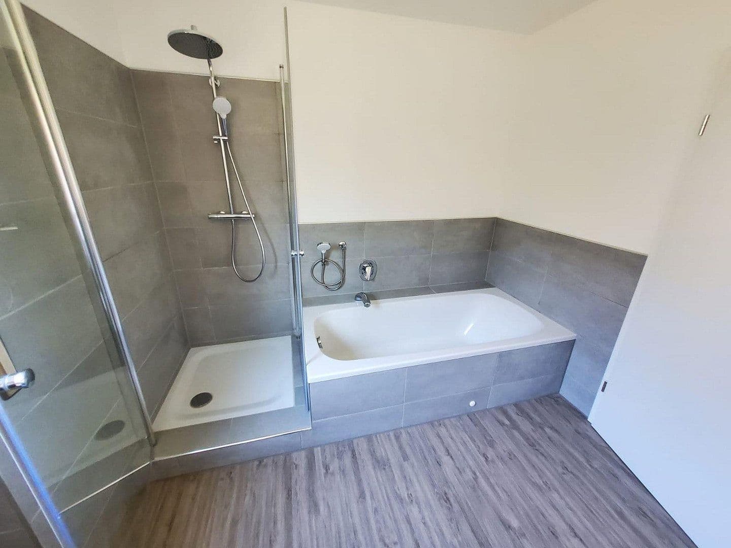 5 bedroom flat to rent, 146 m², Zeller Strasse 26, Margetshöchheim, Bavaria 5 bedroom flat to rent, 146 m², Zeller Strasse 26, Margetshöchheim, Bavaria