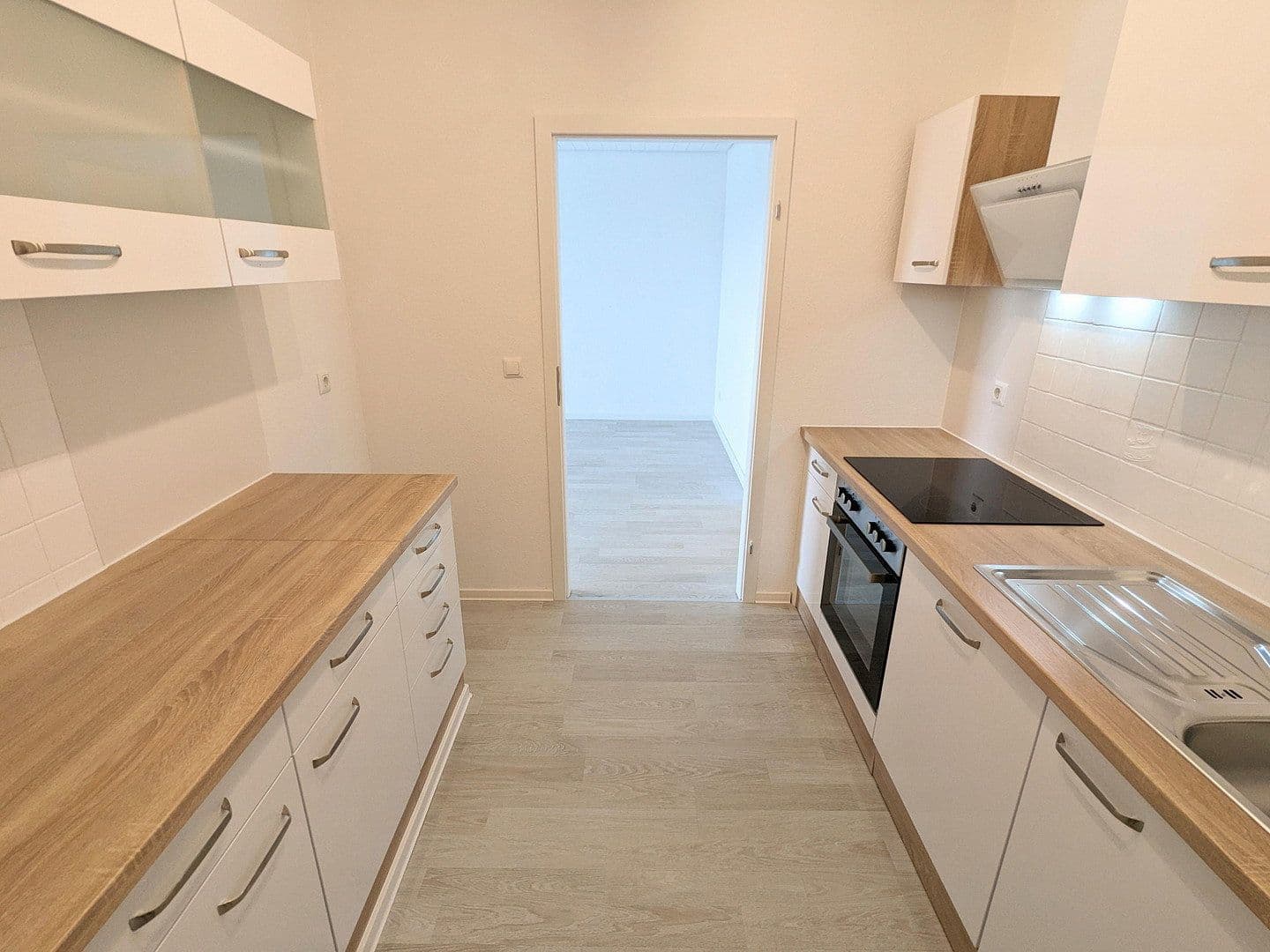 1 bedroom with open-plan kitchen flat to rent, 67 m², Woogstr. 36, Neuhofen, Rhineland-Palatinate 1 bedroom with open-plan kitchen flat to rent, 67 m², Woogstr. 36, Neuhofen, Rhineland-Palatinate