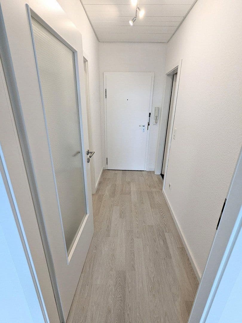 1 bedroom with open-plan kitchen flat to rent, 67 m², Woogstr. 36, Neuhofen, Rhineland-Palatinate 1 bedroom with open-plan kitchen flat to rent, 67 m², Woogstr. 36, Neuhofen, Rhineland-Palatinate