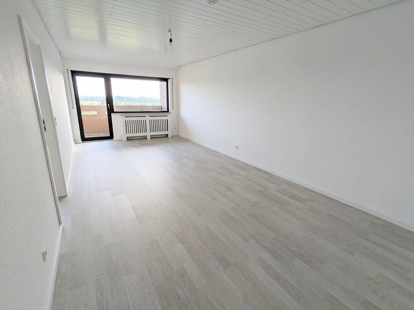 1 bedroom with open-plan kitchen flat to rent, 67 m², Woogstr. 36, Neuhofen, Rhineland-Palatinate 1 bedroom with open-plan kitchen flat to rent, 67 m², Woogstr. 36, Neuhofen, Rhineland-Palatinate