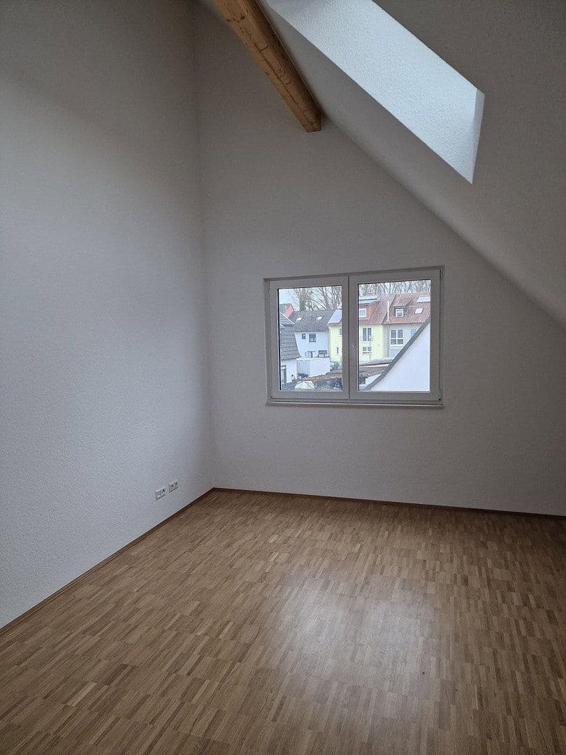 house to rent, 155 m², Neureuter Hauptstraße 314, Karlsruhe, Baden-Württemberg house to rent, 155 m², Neureuter Hauptstraße 314, Karlsruhe, Baden-Württemberg
