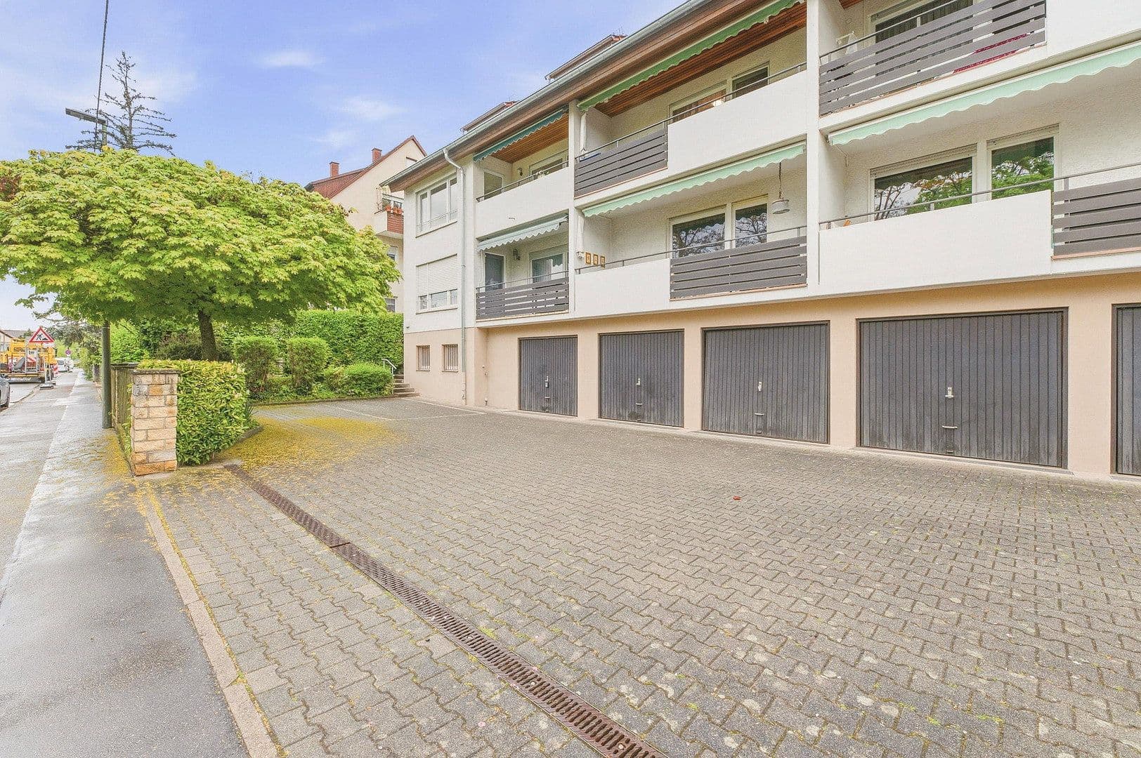 2 bedroom with open-plan kitchen flat to rent, 77 m², Mirabellenstrasse 74, Stuttgart Obertürkheim, Baden-Württemberg 2 bedroom with open-plan kitchen flat to rent, 77 m², Mirabellenstrasse 74, Stuttgart Obertürkheim, Baden-Württemberg