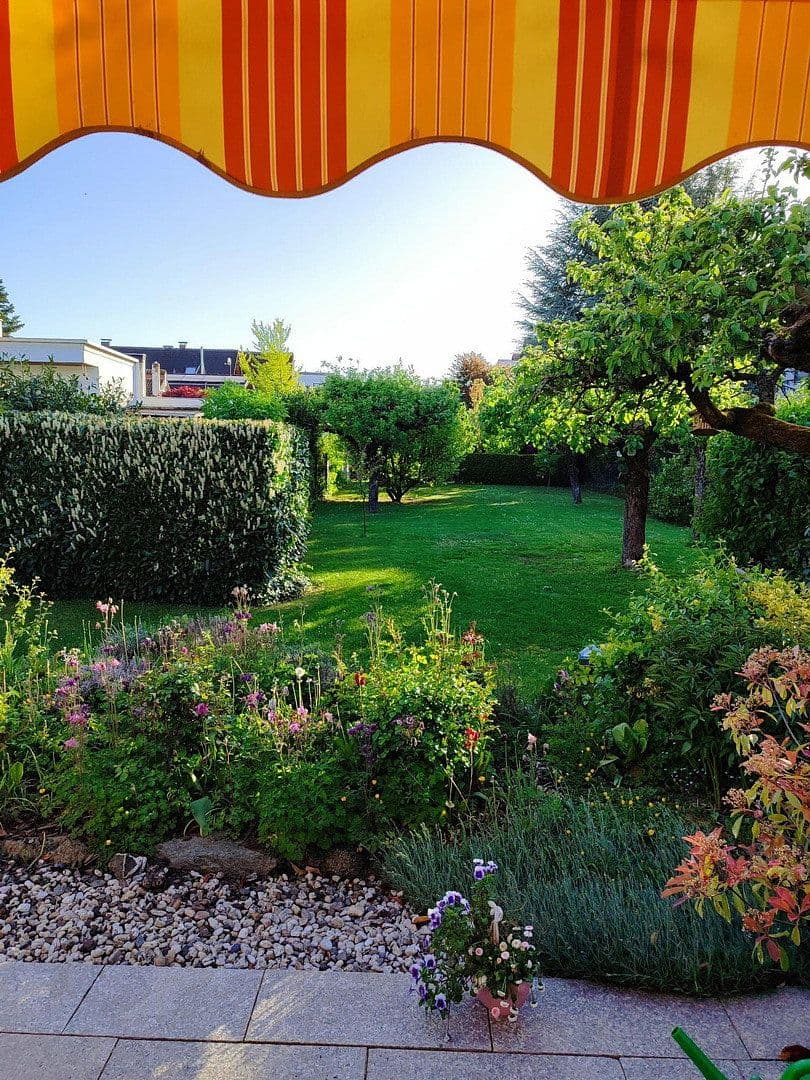 house for sale, 130 m², Schwalbach am Taunus, Hesse house for sale, 130 m², Schwalbach am Taunus, Hesse