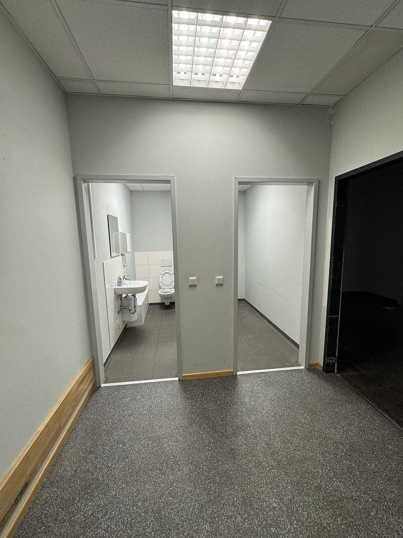 office to rent, 170 m², Alleestrasse 6, Neustadt an der Aisch, Bavaria office to rent, 170 m², Alleestrasse 6, Neustadt an der Aisch, Bavaria