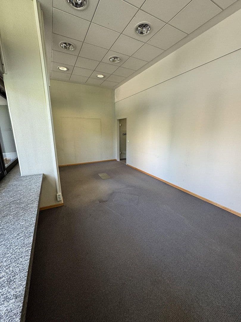 office to rent, 170 m², Alleestrasse 6, Neustadt an der Aisch, Bavaria office to rent, 170 m², Alleestrasse 6, Neustadt an der Aisch, Bavaria
