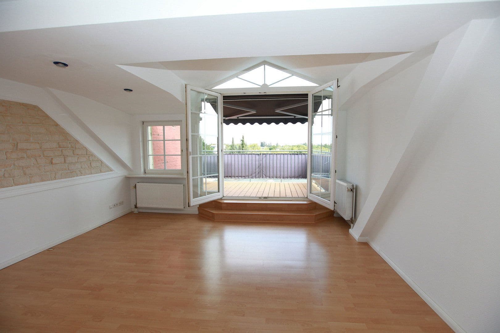 2 bedroom with open-plan kitchen flat for sale, 106 m², Berlin, Berlin 2 bedroom with open-plan kitchen flat for sale, 106 m², Berlin, Berlin