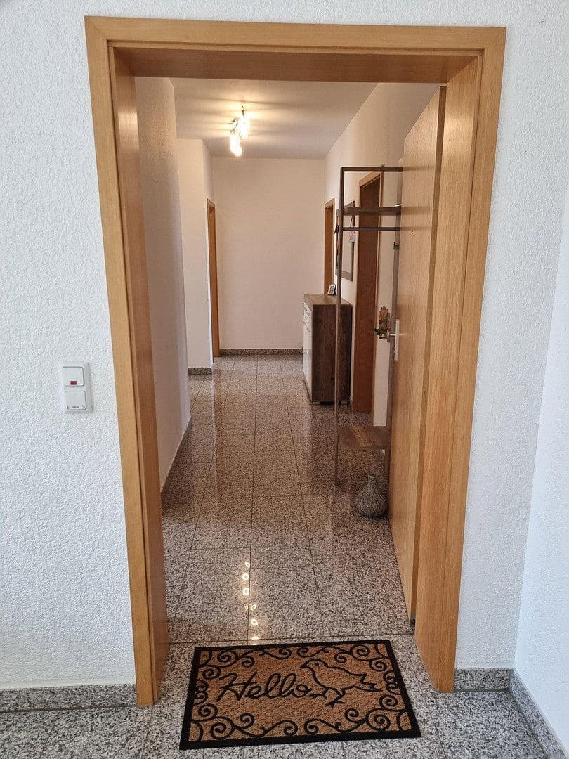 3 bedroom flat to rent, 95 m², Ettringen, Rhineland-Palatinate 3 bedroom flat to rent, 95 m², Ettringen, Rhineland-Palatinate