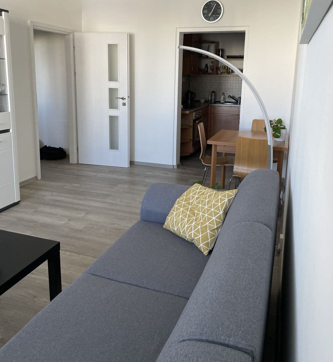 1 bedroom with open-plan kitchen flat to rent, 42 m², U Valu, Prague, Prague 1 bedroom with open-plan kitchen flat to rent, 42 m², U Valu, Prague, Prague