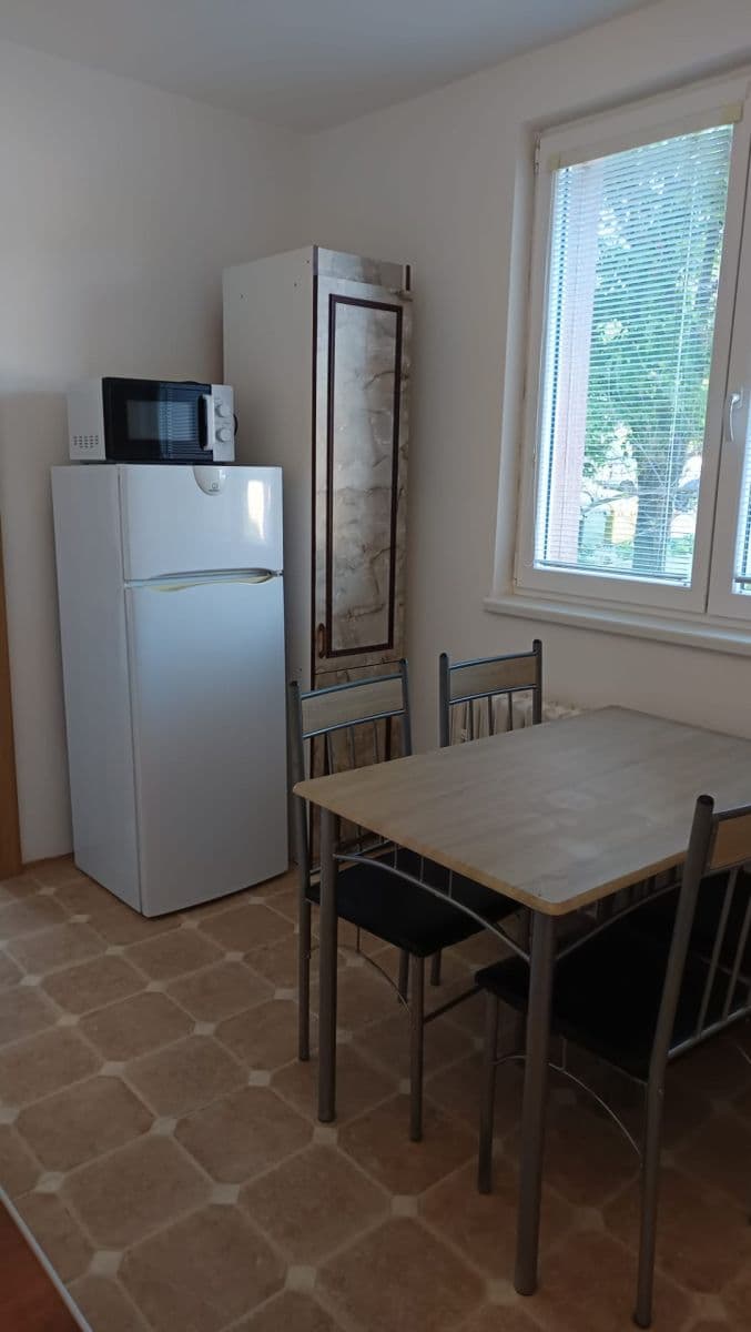 2 bedroom flat to rent, 45 m², Pionýrská, Olomouc, Olomoucký Region 2 bedroom flat to rent, 45 m², Pionýrská, Olomouc, Olomoucký Region