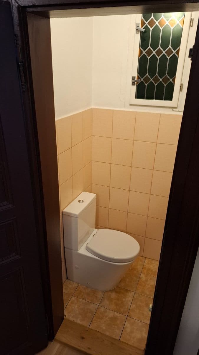 3 bedroom flat to rent, 109 m², Korunní, Prague, Prague 3 bedroom flat to rent, 109 m², Korunní, Prague, Prague